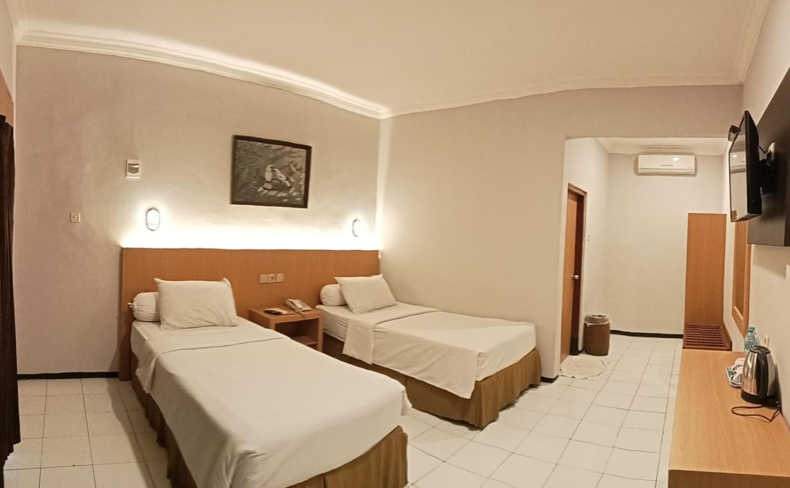 Votel Manyar Resort Banyuwangi Ketapang  Exterior photo