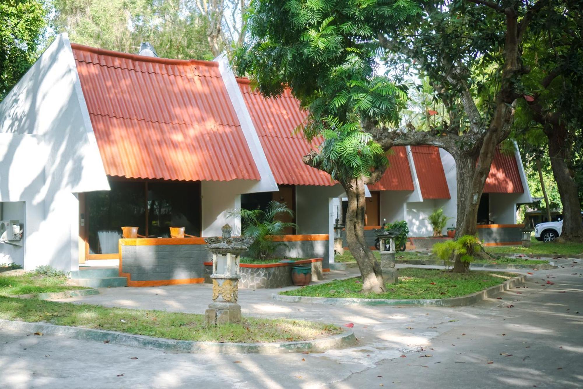 Votel Manyar Resort Banyuwangi Ketapang  Exterior photo