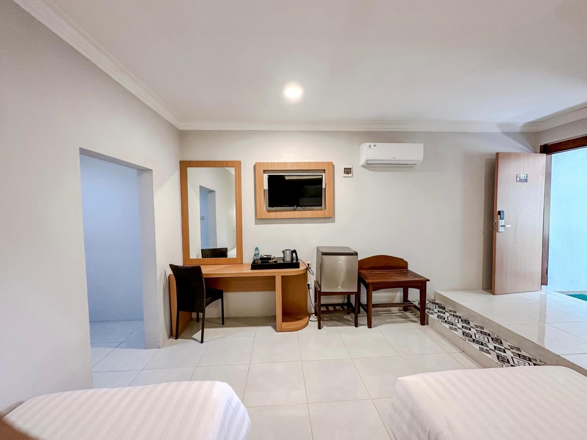 Votel Manyar Resort Banyuwangi Ketapang  Exterior photo
